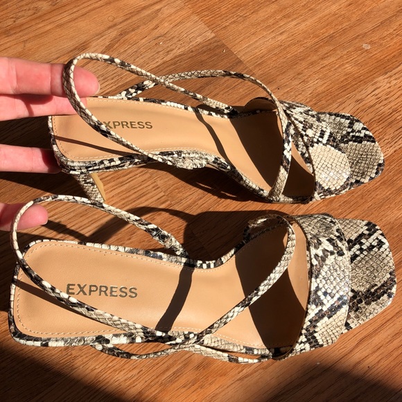 EXPRESS - Snake Print Heel Sandal - Picture 3 of 5